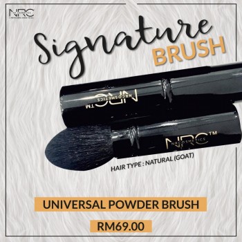 Universal Powder Brush